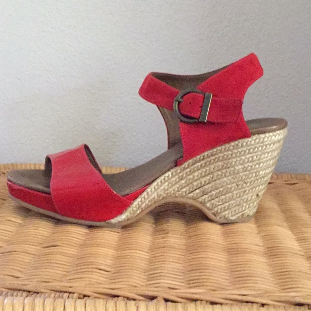 Eric Michael sandals